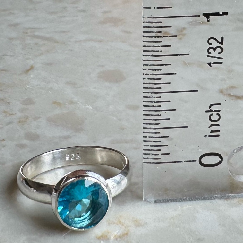 NWOT Sundance Bluemoss Ring, Blue Topaz, Sterling Silver - Picture 7 of 8
